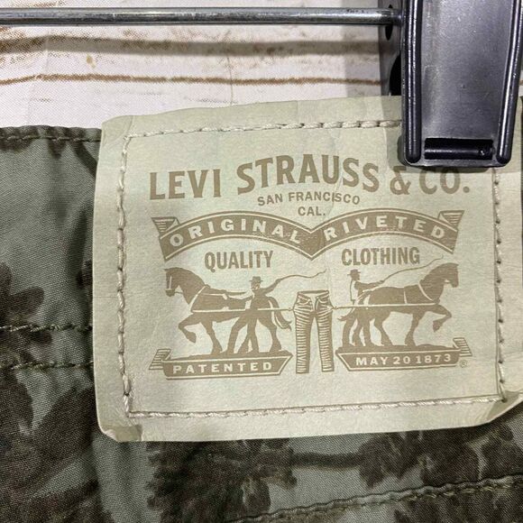 Levi’s 511 boy’s slim fit cargo print pants Size 14 (W27'' X L27'') - Picture 6 of 8